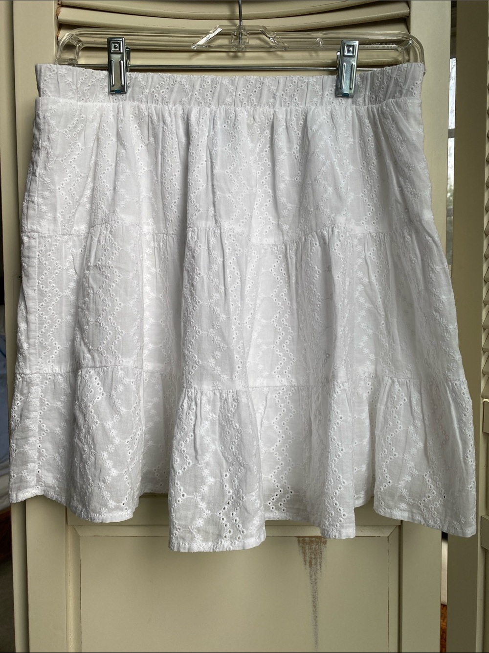 Wild fable White lined Eyelet Tiered A-Line Skirt size medium